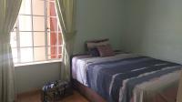 Bed Room 1 - 11 square meters of property in Morehill