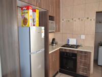 Kitchen - 8 square meters of property in Greenhills