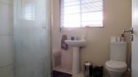 Bathroom 1 - 9 square meters of property in Amorosa