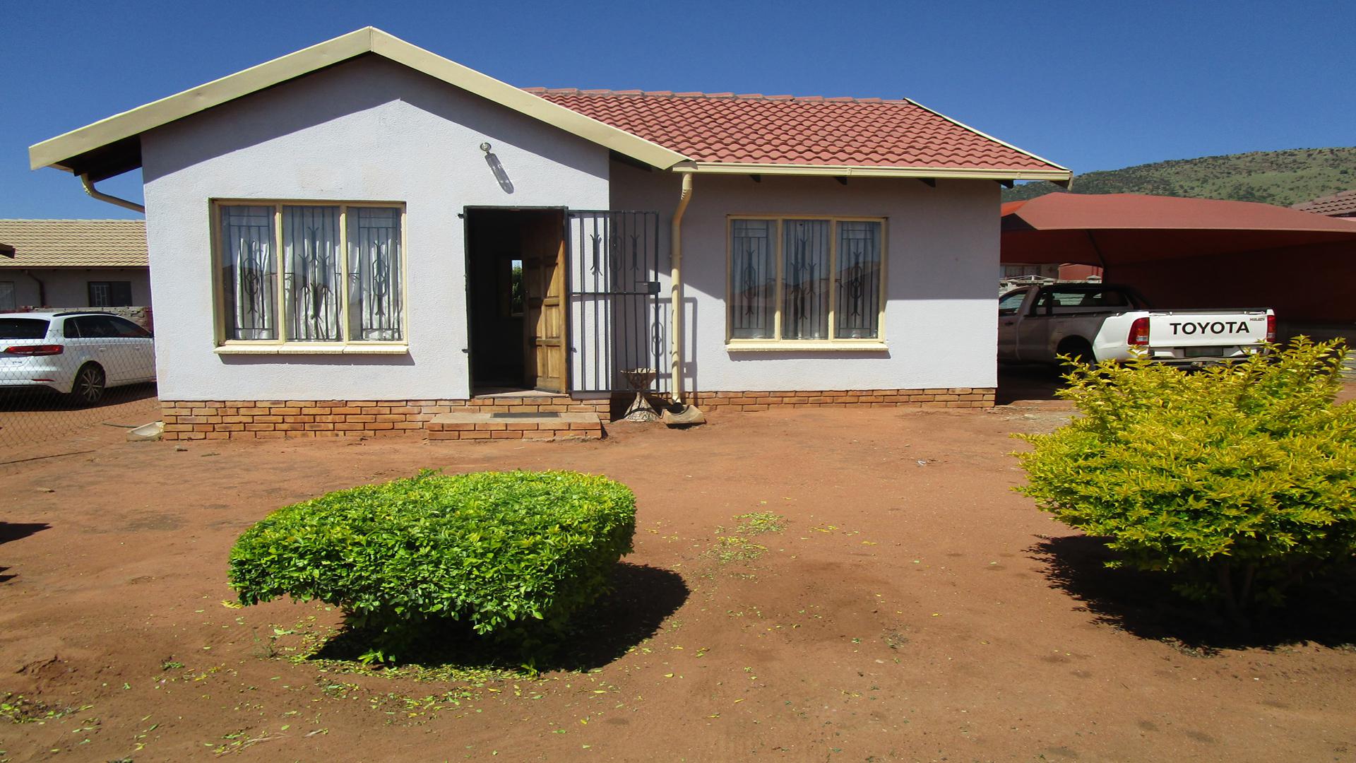 Front View of property in Tlhabane West