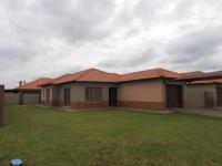 Front View of property in Waterkloof (Rustenburg)