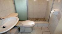 Main Bathroom - 4 square meters of property in Sherwood