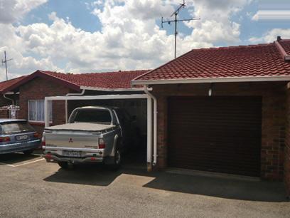 3 Bedroom Simplex for Sale For Sale in Krugersdorp - Home Sell - MR29325