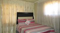 Main Bedroom - 11 square meters of property in Soshanguve