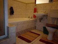 Bathroom 1 of property in Bethelsdorp