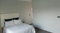 Main Bedroom - 22 square meters of property in Sandown Estate