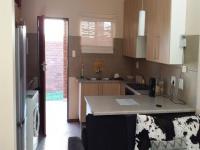 Kitchen - 12 square meters of property in Sagewood