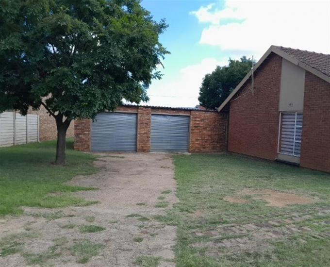 Standard Bank SIE Sale In Execution House for Sale in Lindopark - MR296581