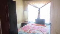 Bed Room 2 - 8 square meters of property in Kwenele