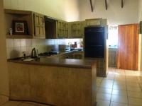 Kitchen of property in Safarituine