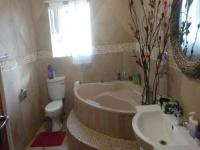 Main Bathroom of property in Lephalale (Ellisras)