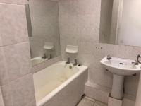 Bathroom 1 - 5 square meters of property in Scottburgh