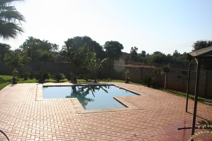 Smallholding for Sale For Sale in Kameeldrift - MR305057