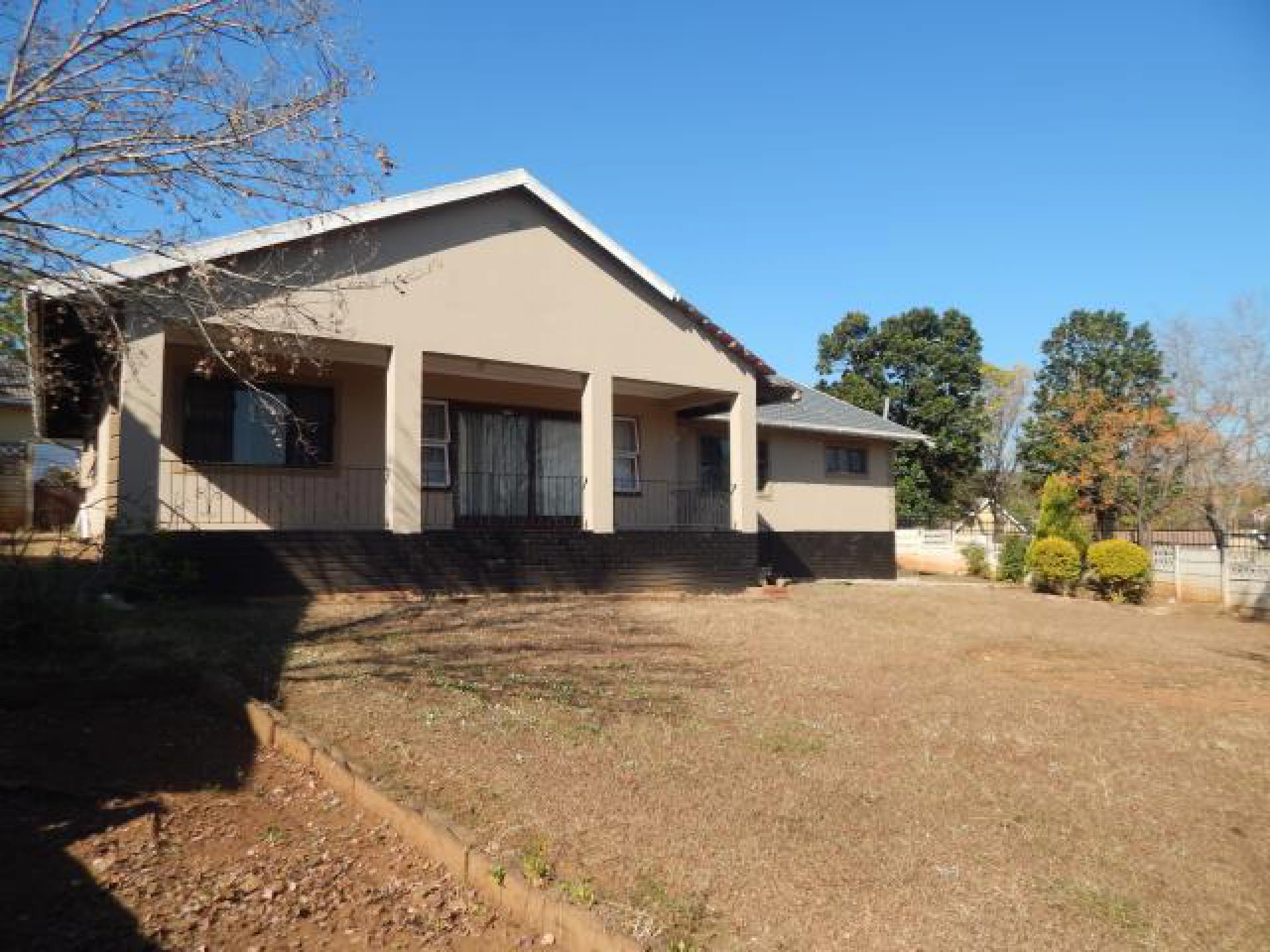 Front View of property in Bisley