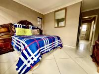 Bed Room 1 of property in Wesselton