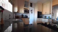 Kitchen - 17 square meters of property in Rangeview