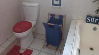 Bathroom 1 - 10 square meters of property in Rangeview