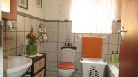 Bathroom 1 - 5 square meters of property in Rustenburg