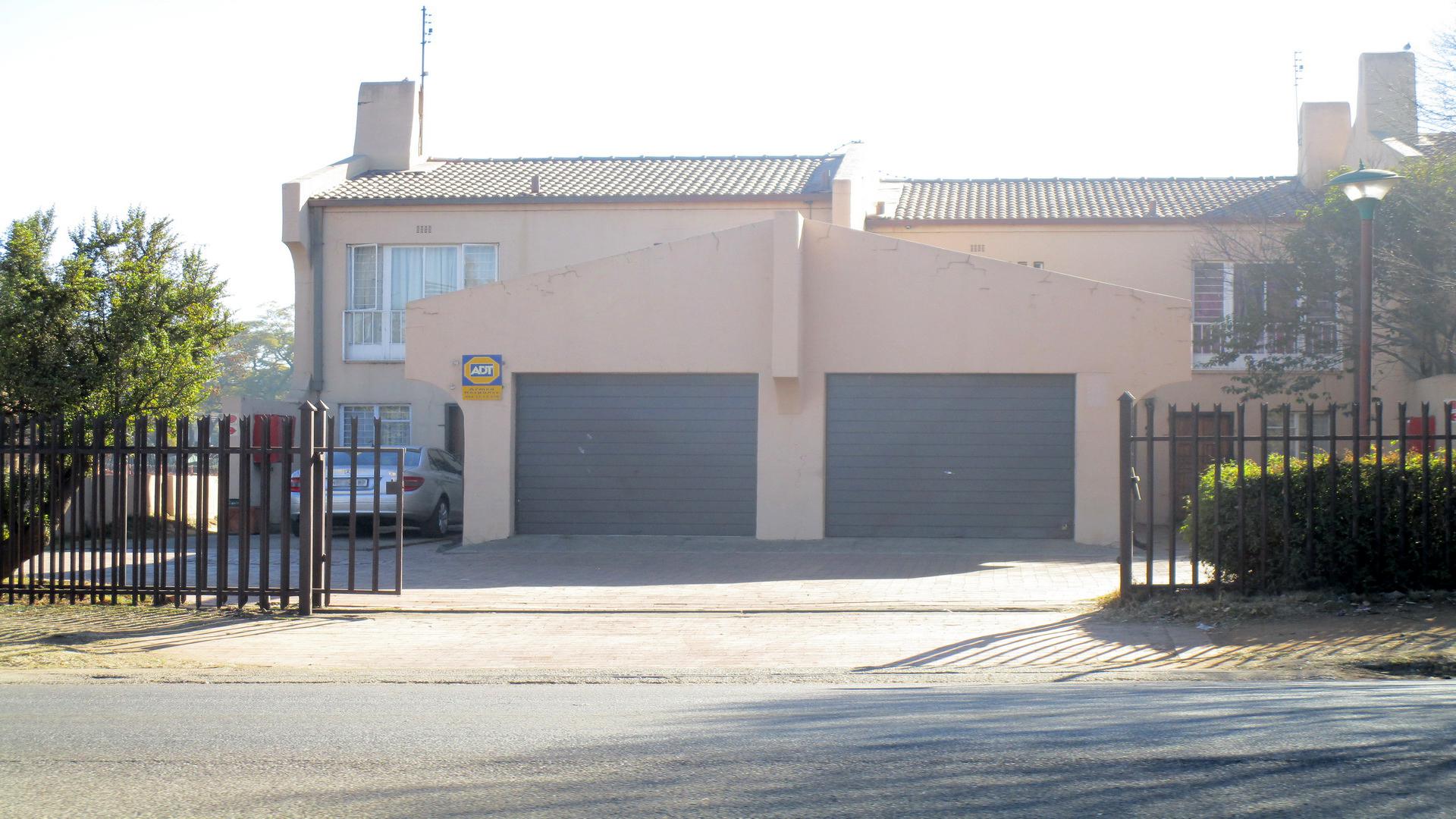 Front View of property in Emalahleni (Witbank) 