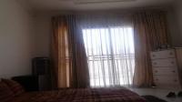 Main Bedroom - 28 square meters of property in Lenasia South