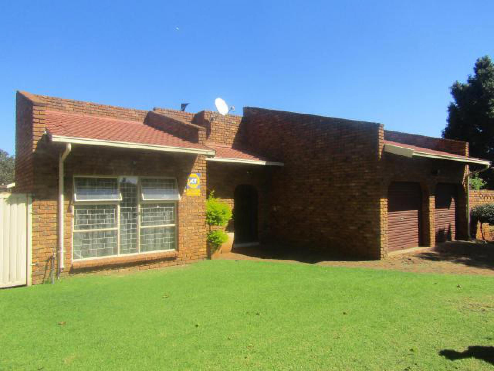 Standard Bank EasySell 4 Bedroom House for Sale in Klippoort