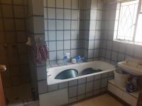 Bathroom 1 of property in Bloemfontein