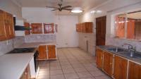 Kitchen - 27 square meters of property in Lincoln Meade