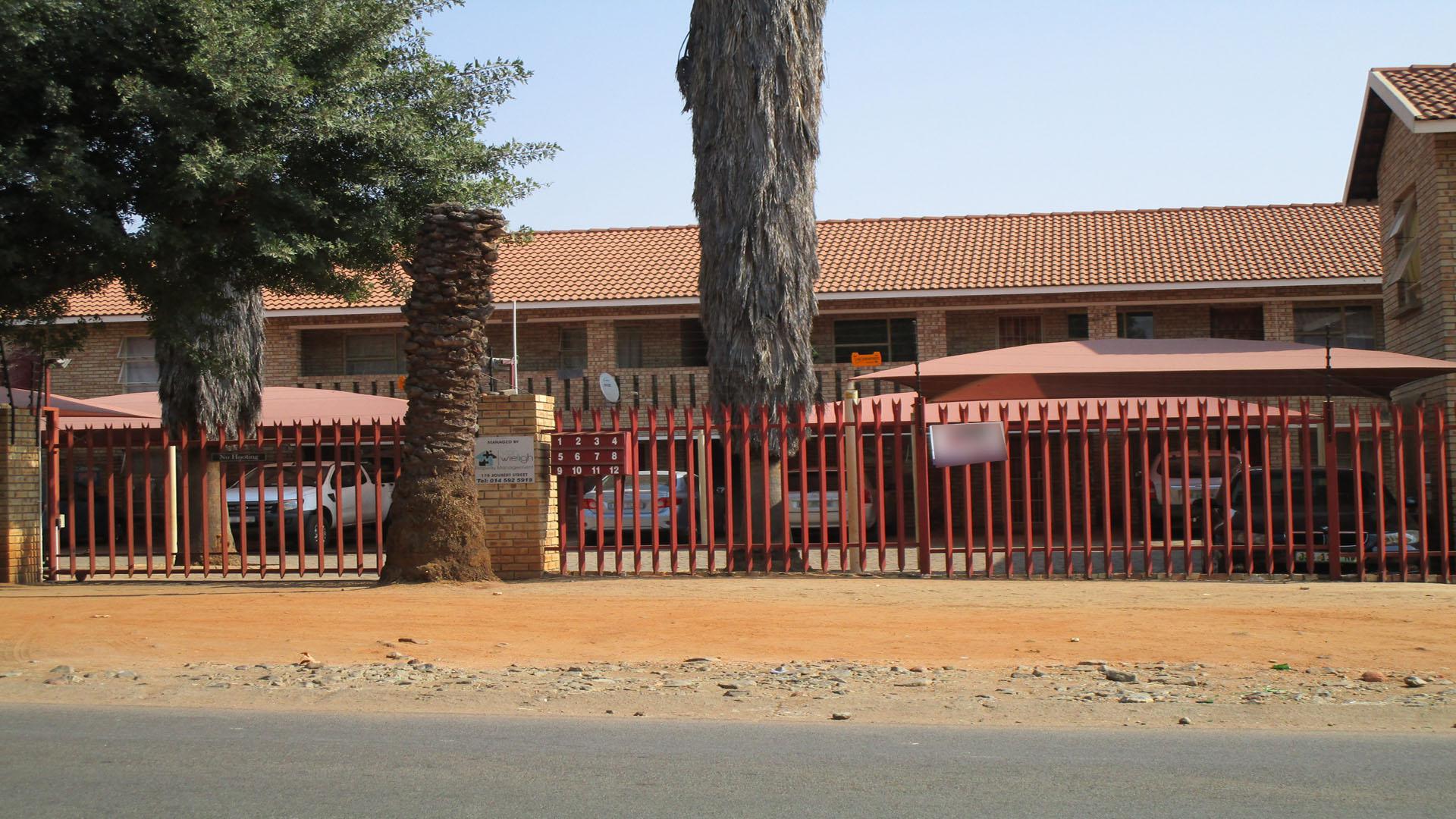 Front View of property in Rustenburg