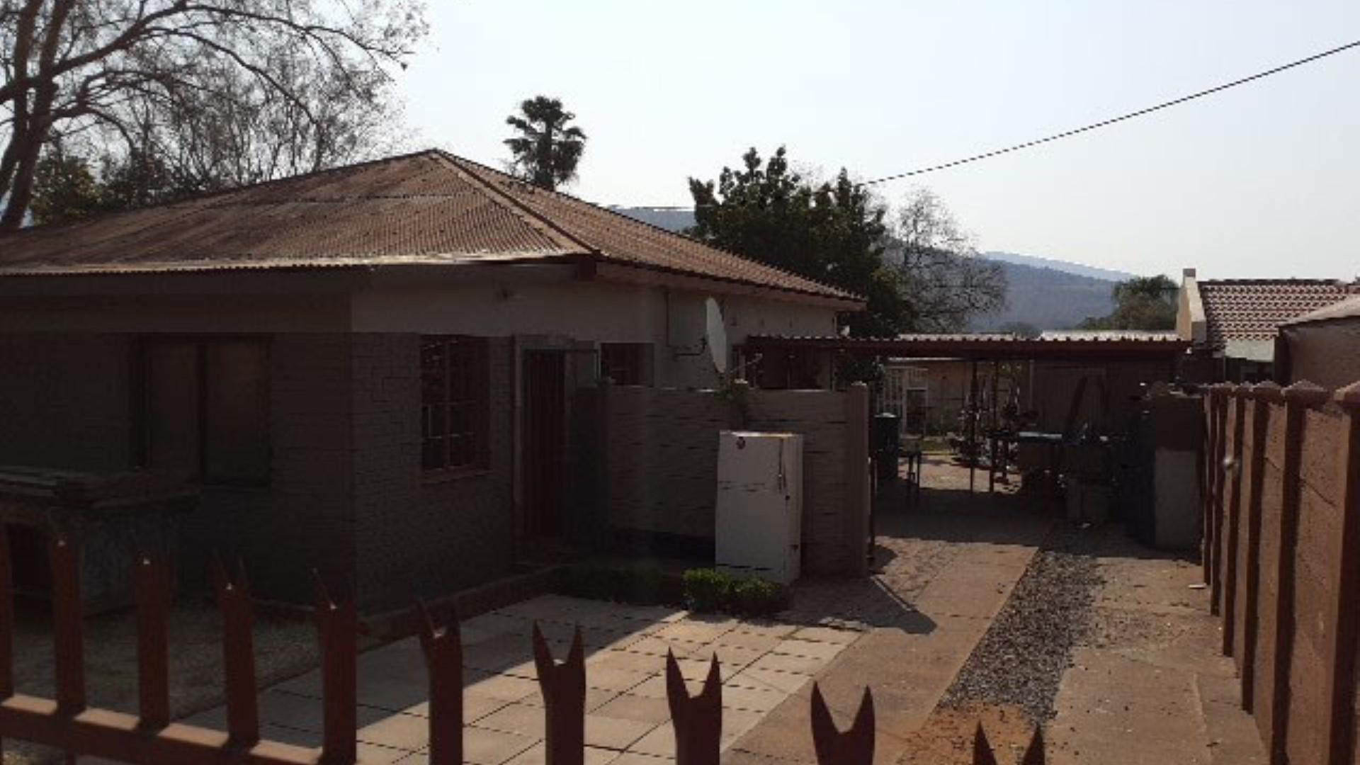 Front View of property in Thabazimbi