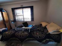 Bed Room 1 of property in Tongaat