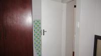 Bed Room 1 - 7 square meters of property in Devland