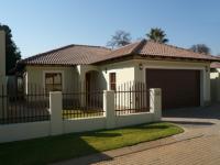 3 Bedroom 2 Bathroom Simplex for Sale for sale in Equestria