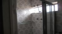 Bathroom 1 - 2 square meters of property in Bisley