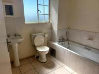 Bathroom 1 - 23 square meters of property in Brentwood