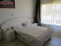 Bed Room 2 - 16 square meters of property in Lenasia South