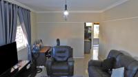 Lounges - 22 square meters of property in Morningside - DBN