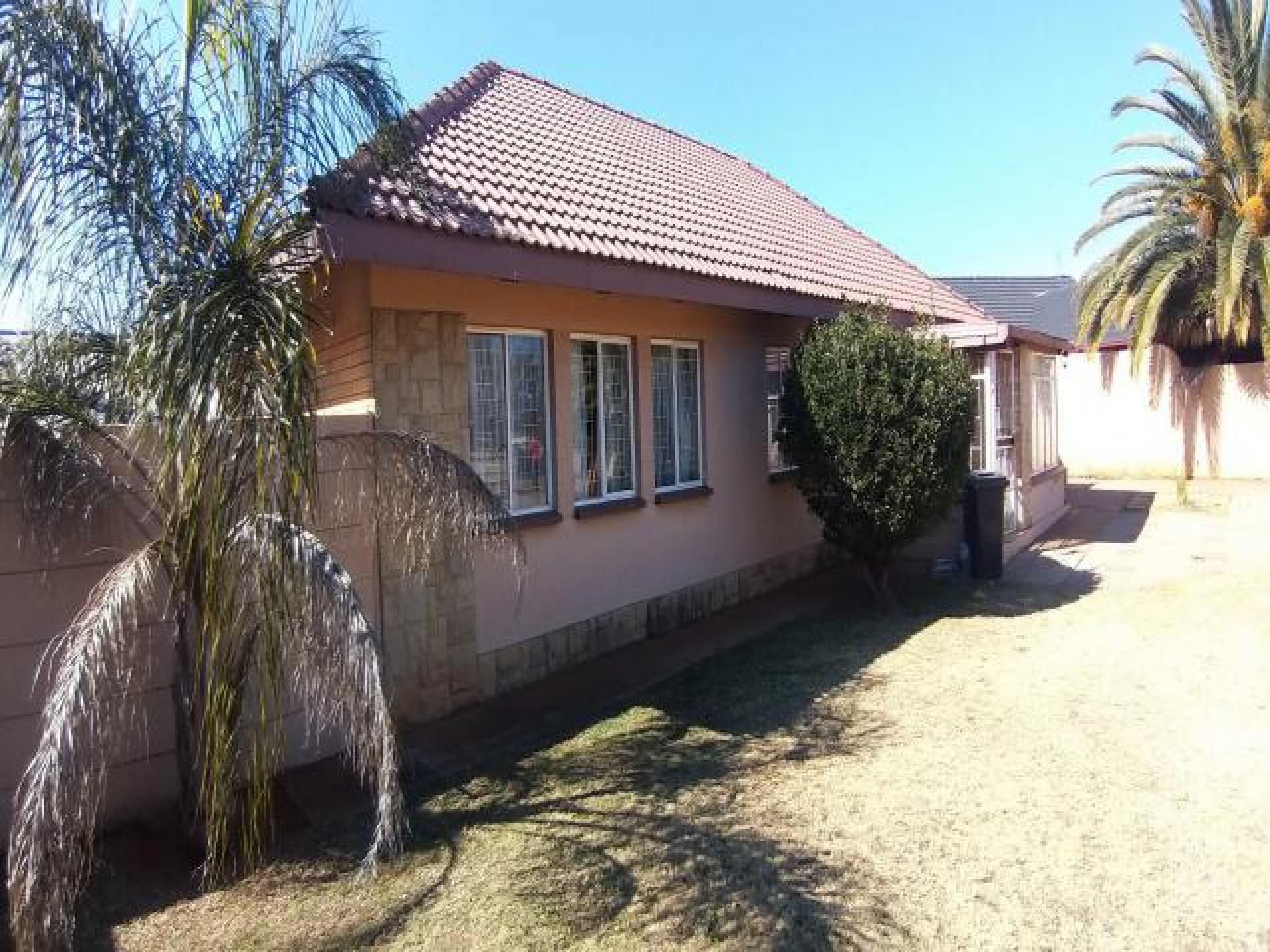 Front View of property in Stilfontein