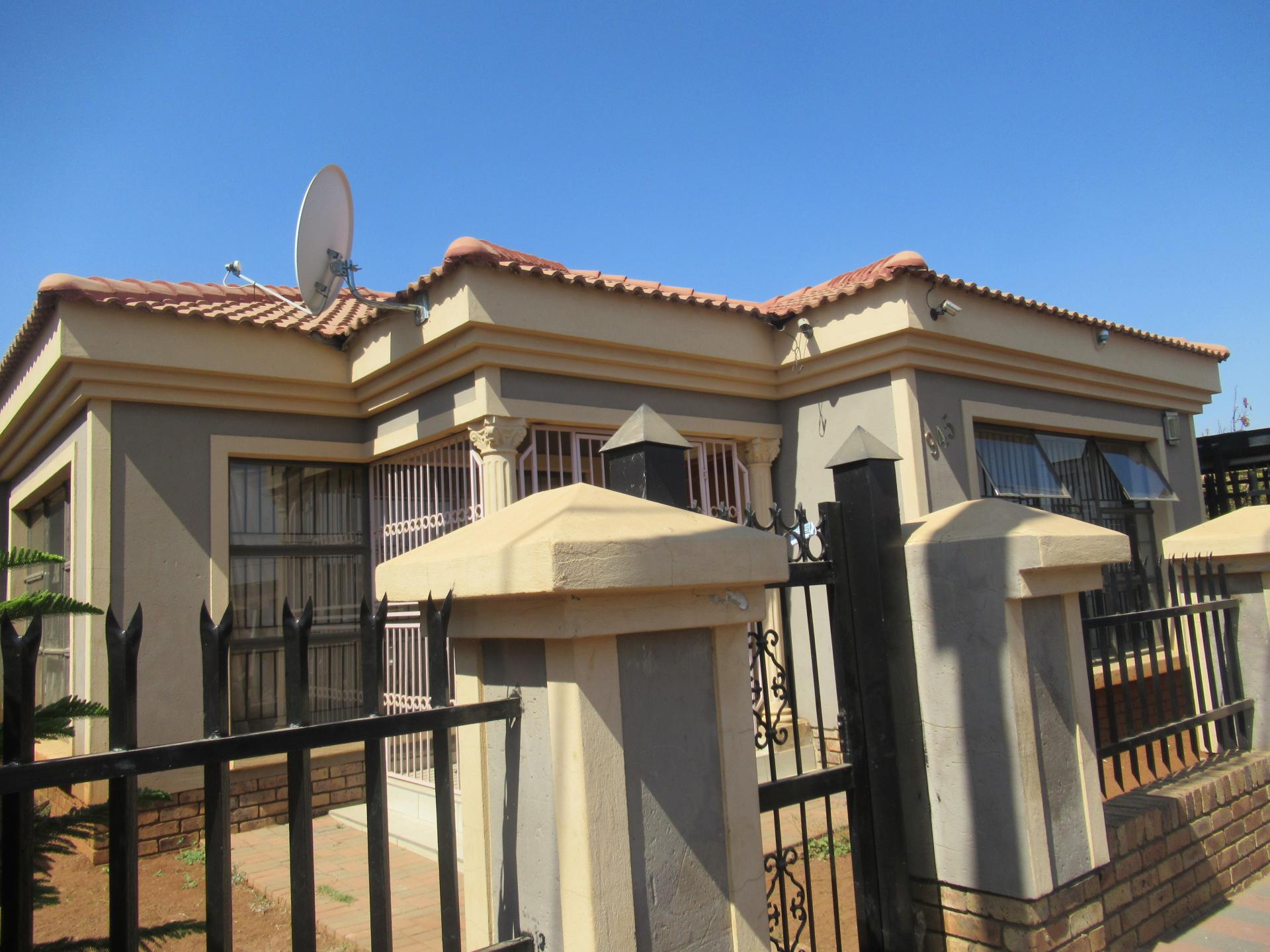 2 Bedroom House For Sale For Sale In Soshanguve MR326877 MyRoof