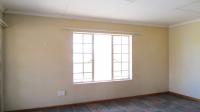 Main Bedroom - 16 square meters of property in Waterval East