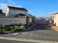 Front View of property in Outeniqua Strand