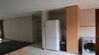 Kitchen - 15 square meters of property in Honeydew Manor