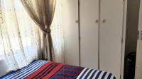 Bed Room 1 - 10 square meters of property in Safarituine