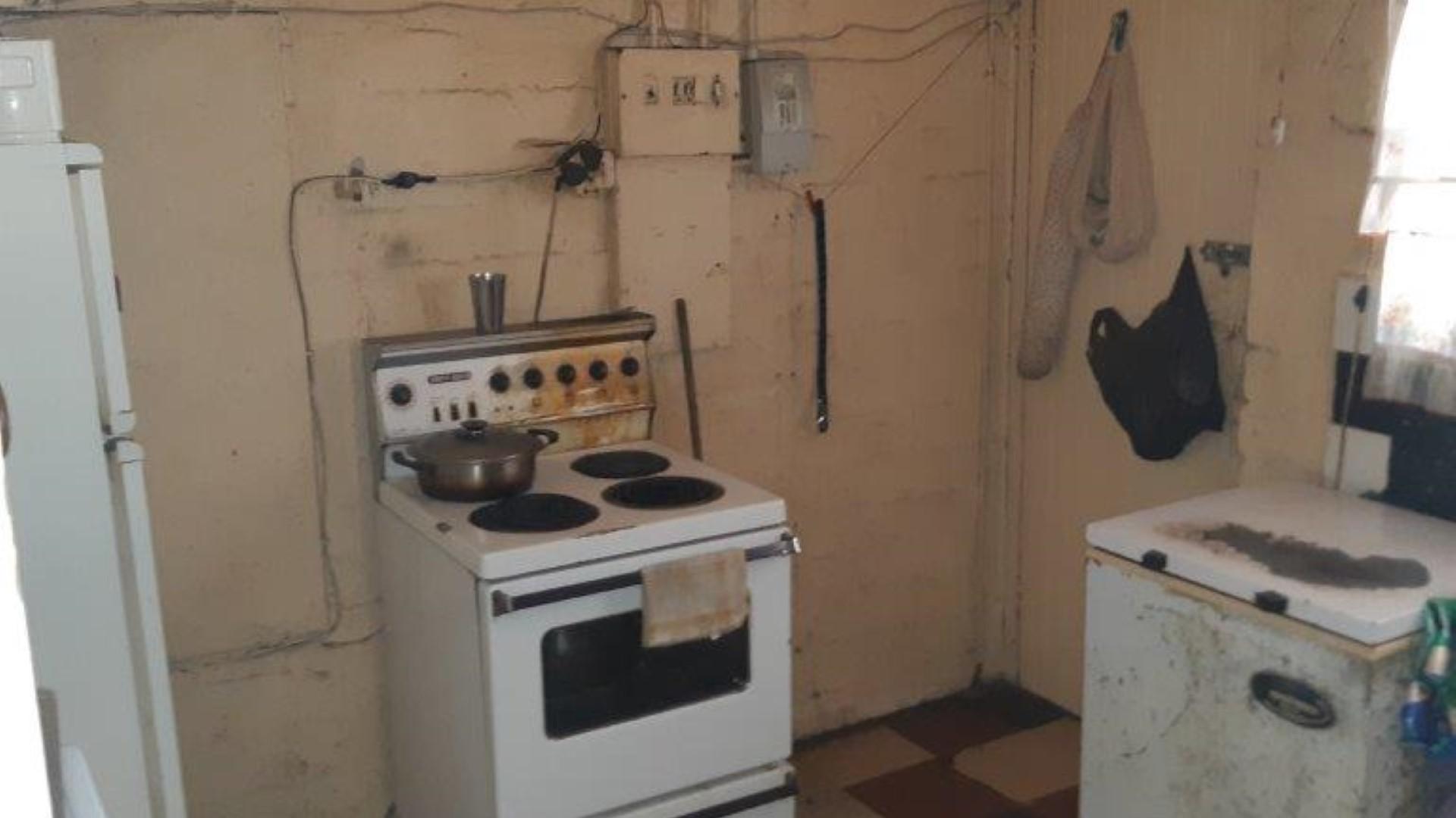 Kitchen of property in Bonteheuwel