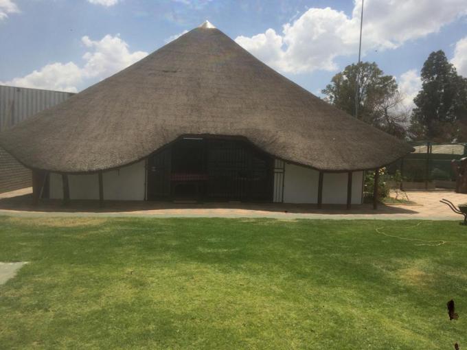 Smallholding for Sale For Sale in Waterkloof (Rustenburg) - MR337406