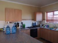 Kitchen of property in Bendor