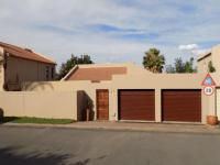 3 Bedroom 2 Bathroom House for Sale for sale in Sundowner