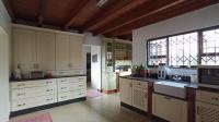 Kitchen - 19 square meters of property in Paulshof