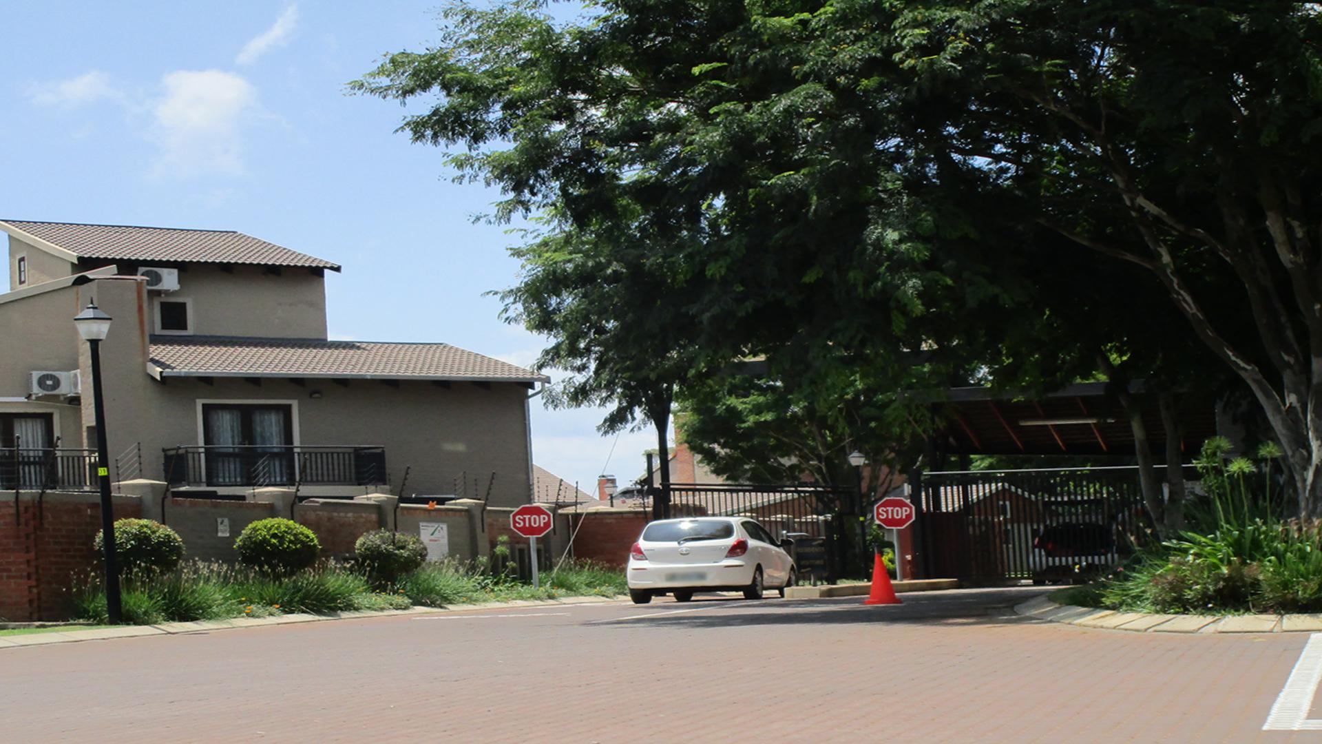 Front View of property in Rustenburg