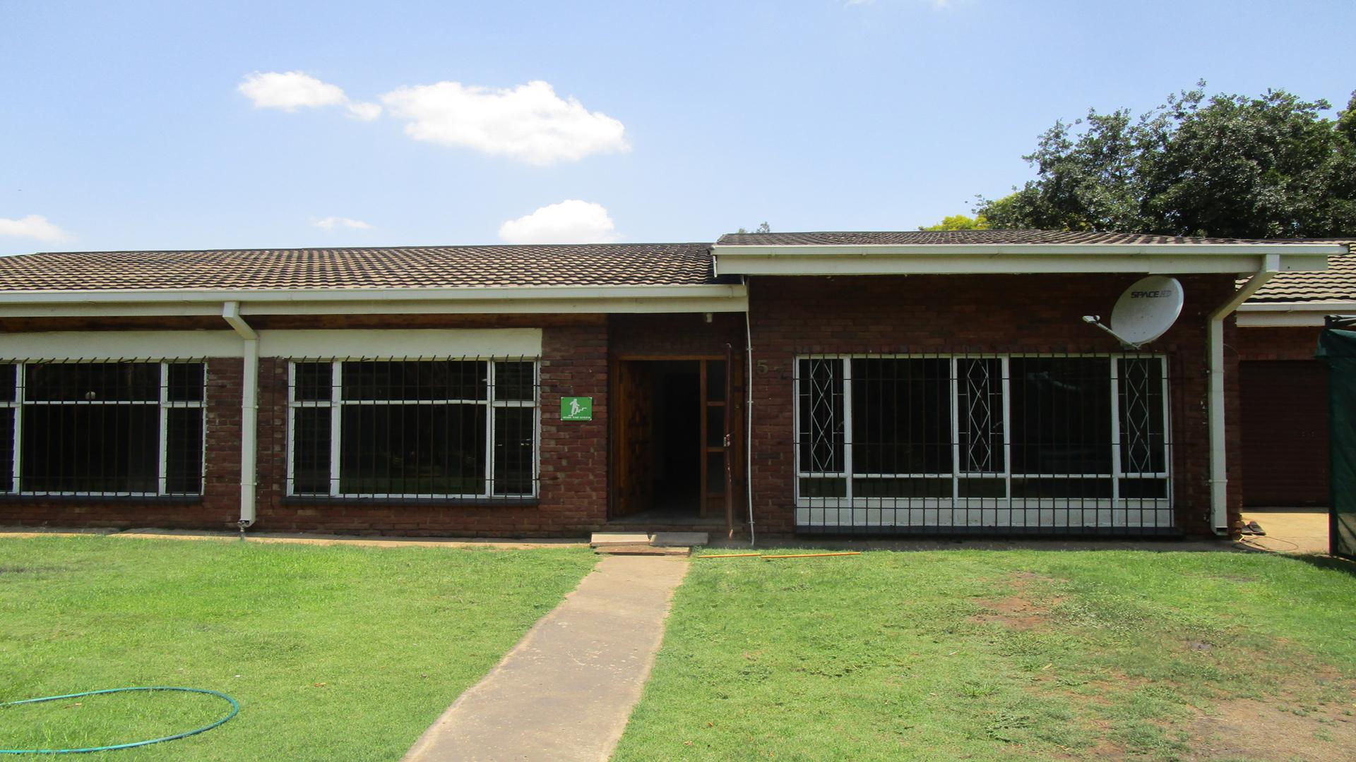 Front View of property in Bronkhorstspruit