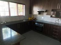 Kitchen of property in Safarituine